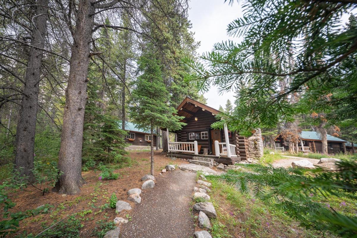 Storm Mountain Lodge & Cabins Castle Junction Exterior foto